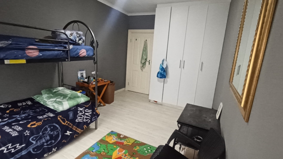 To Let  Bedroom Property for Rent in Pacaltsdorp Western Cape